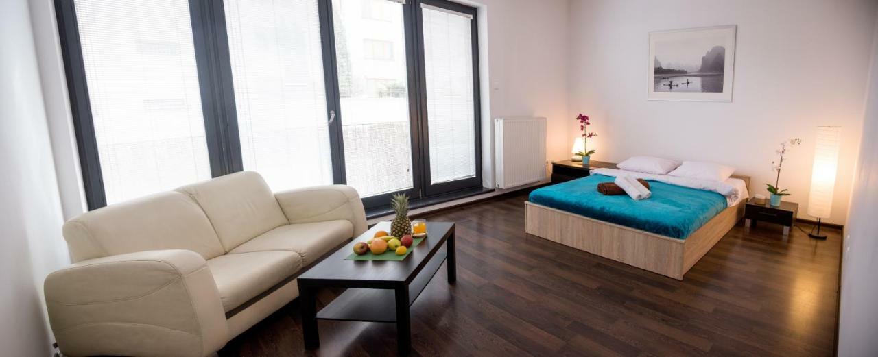 Dekart Arkadia Apartments Varsovia Exterior foto